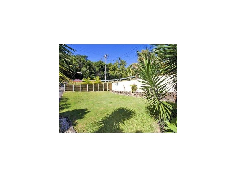 101 Dutton Street, Coolangatta QLD 4225