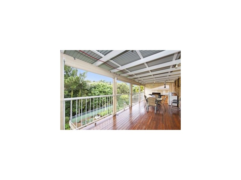27 Glen Ayr Drive, Banora Point NSW 2486