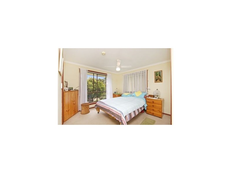 27 Glen Ayr Drive, Banora Point NSW 2486