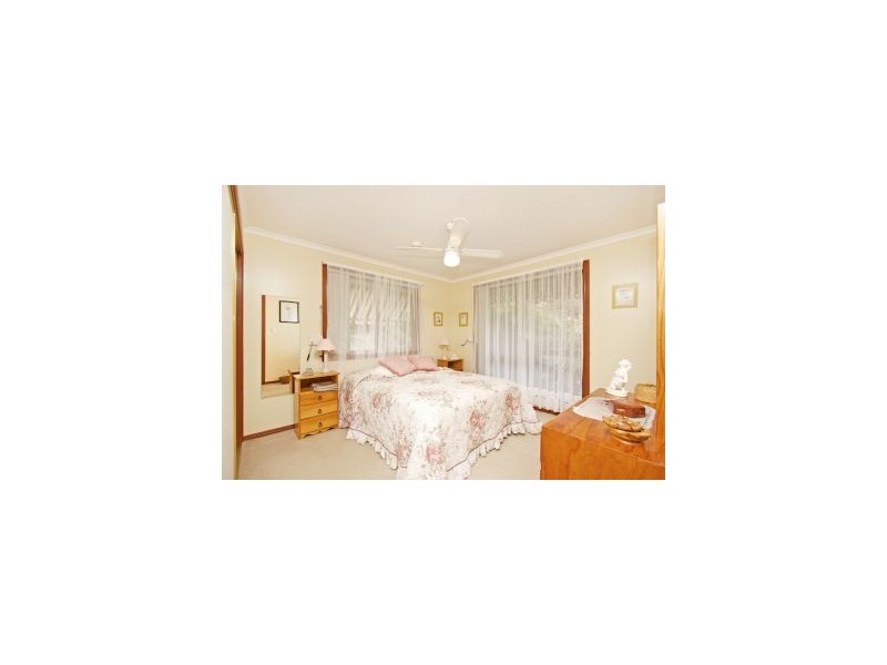 27 Glen Ayr Drive, Banora Point NSW 2486