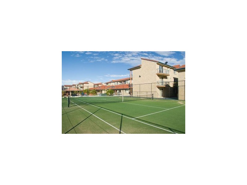 73 & 100, 1-9 Gray St ‘LuElle Palms’, Tweed Heads West NSW 2485