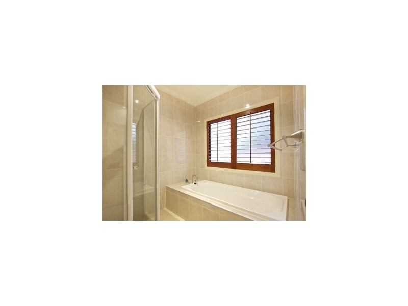 44 Kintyre, Banora Point NSW 2486