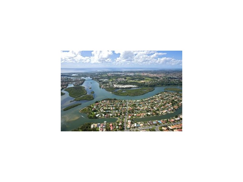 .219 Kirkwood Parade, Tweed Heads South NSW 2486