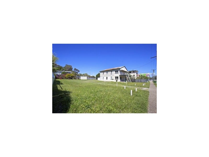 16 Marine Parade, Kirra QLD 4225