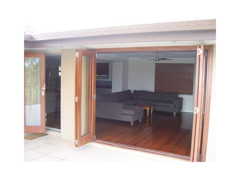 Coolangatta QLD 4225