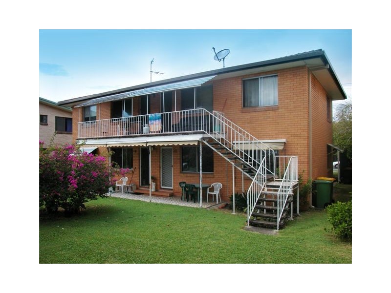 3&4/27 Coolangatta Road, Kirra QLD 4225