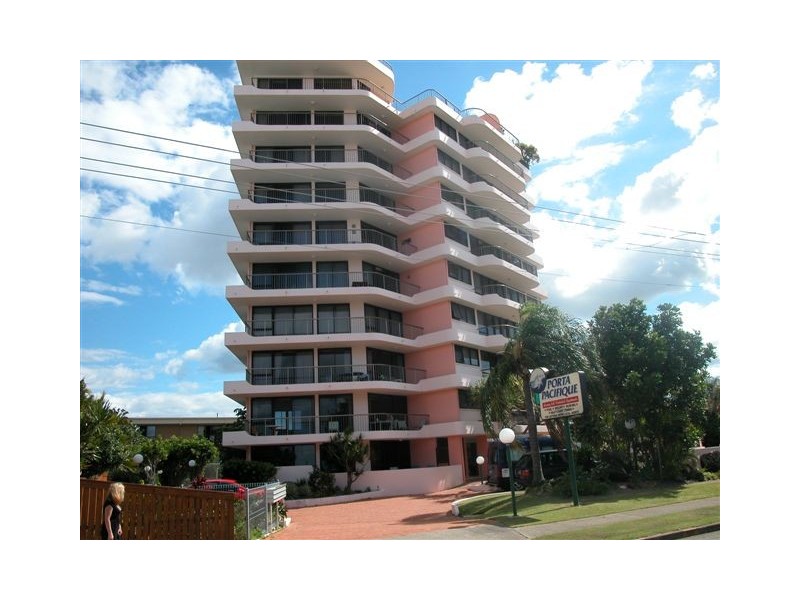 Unit 4/134 Pacific Parade, Bilinga QLD 4225