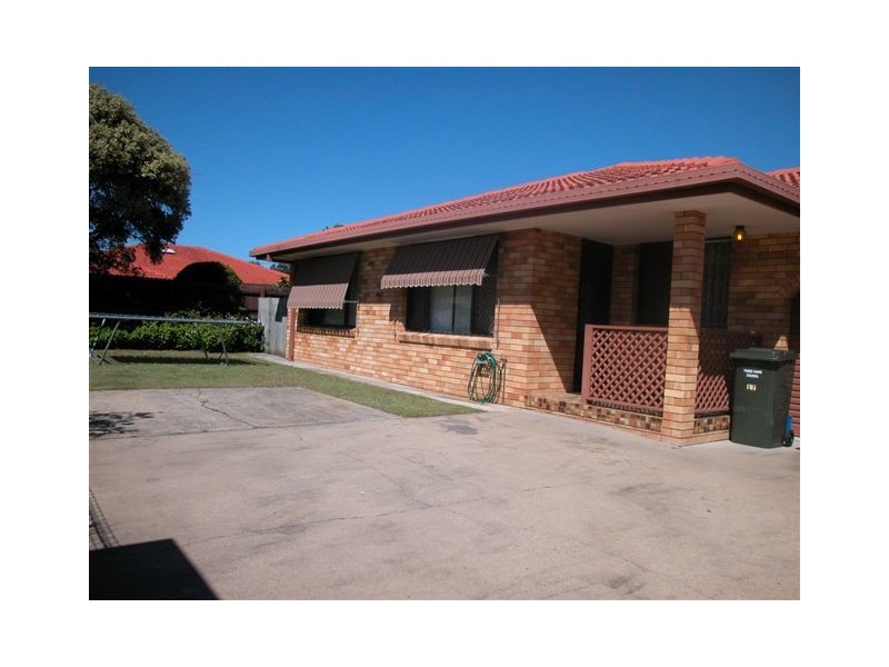 2/17 Blundell Boulevard, Tweed Heads South NSW 2486