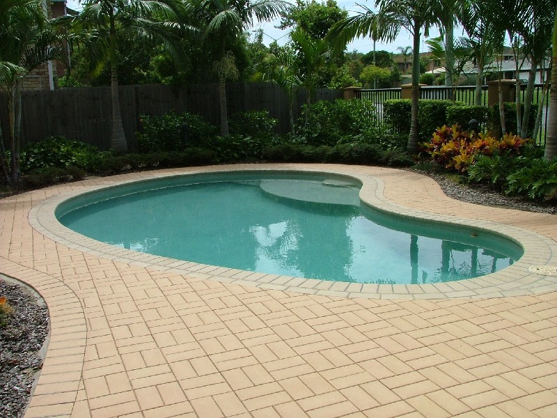 8/48 Coolangatta Road, Kirra QLD 4225