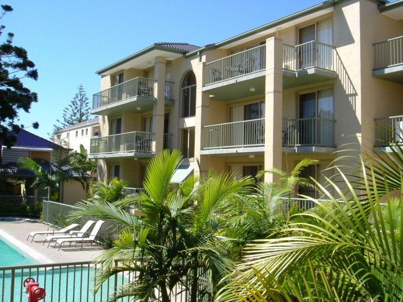 35/37 Golden Four Drive, Bilinga QLD 4225