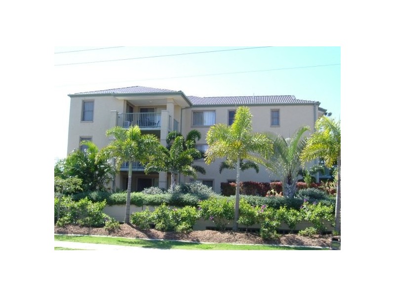 Unit 26 37 Golden Four Dve, Bilinga QLD 4225