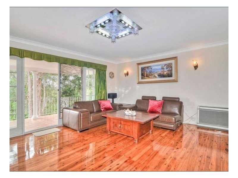 1 Wanawong Drive, Thornleigh NSW 2120