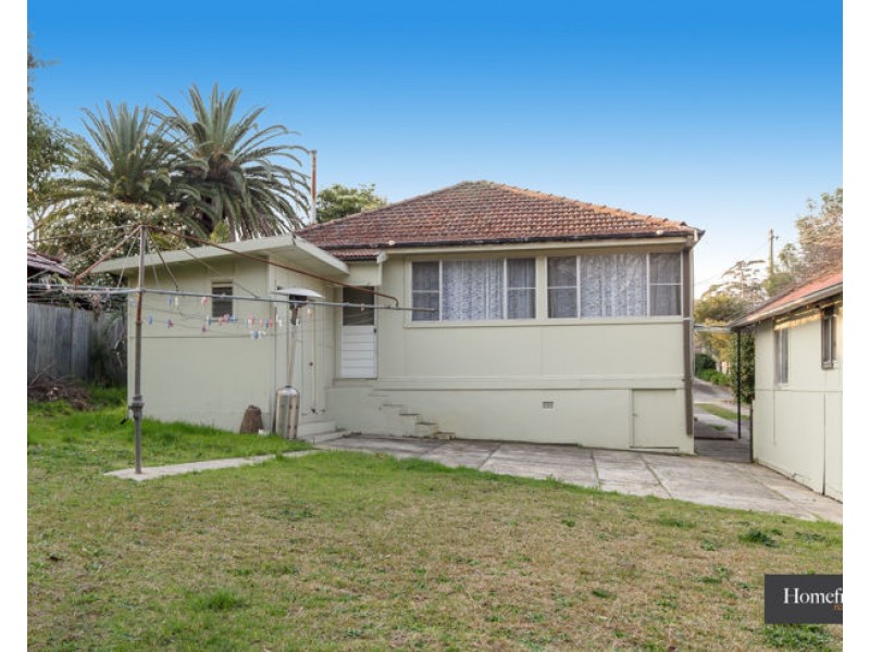 35 Oakleigh Avenue, Thornleigh NSW 2120