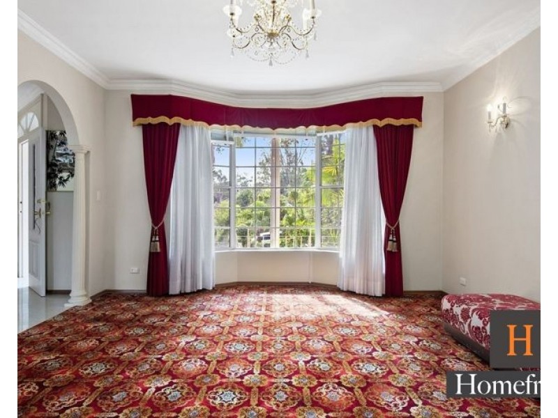 49 Oakleigh Avenue, Thornleigh NSW 2120