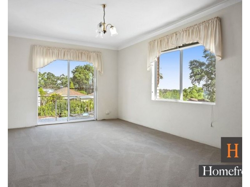 49 Oakleigh Avenue, Thornleigh NSW 2120