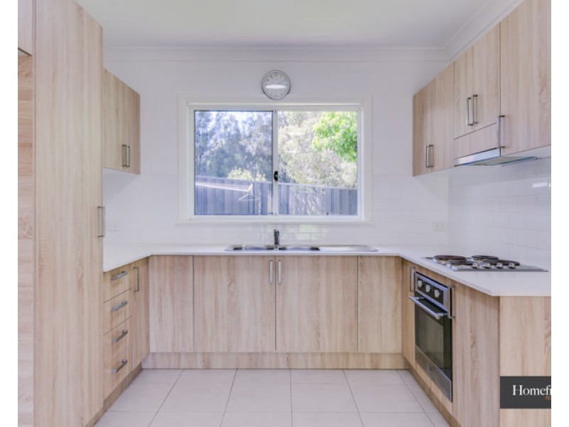 4a Hall Ave, Thornleigh NSW 2120