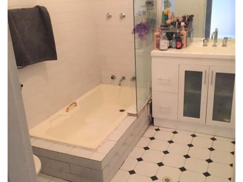 2/108 Pennant Hills Road, Normanhurst NSW 2076