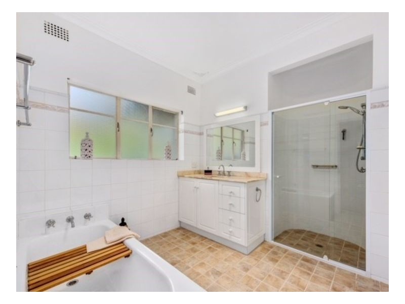 Wahroonga NSW 2076