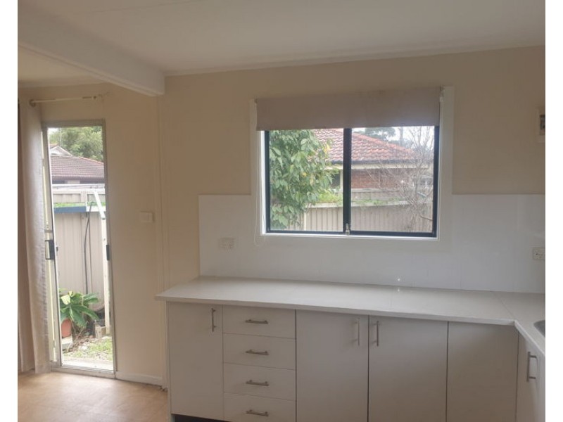 25 Mangariva, Lethbridge Park NSW 2770