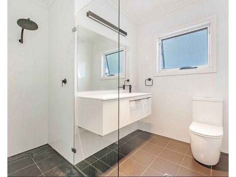 2B Thornleigh Street, Thornleigh NSW 2120