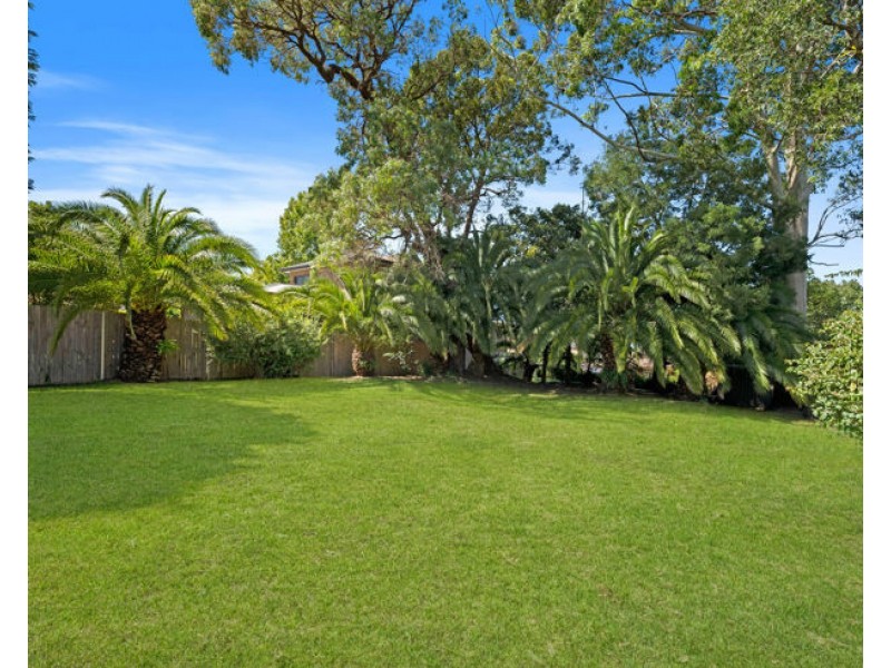77 Duffy Ave, Thornleigh NSW 2120