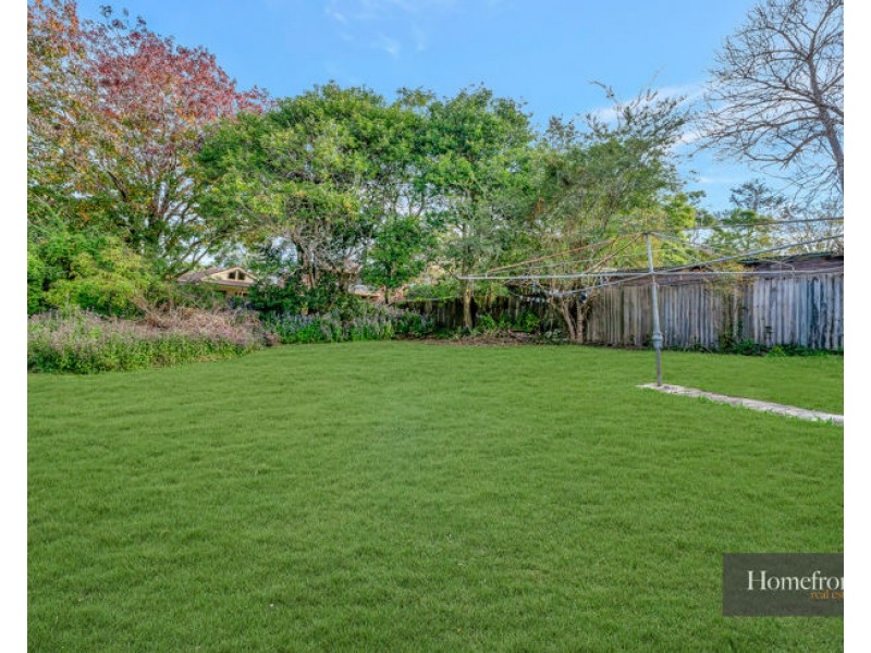 35 Oakleigh Ave, Thornleigh NSW 2120