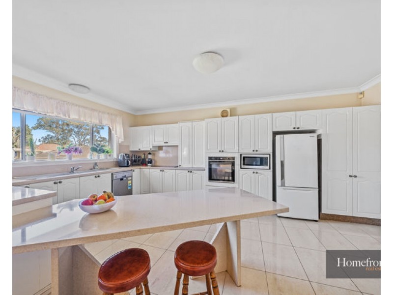 49 Oakleigh Avenue, Thornleigh NSW 2120