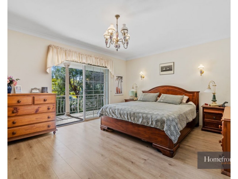 49 Oakleigh Avenue, Thornleigh NSW 2120
