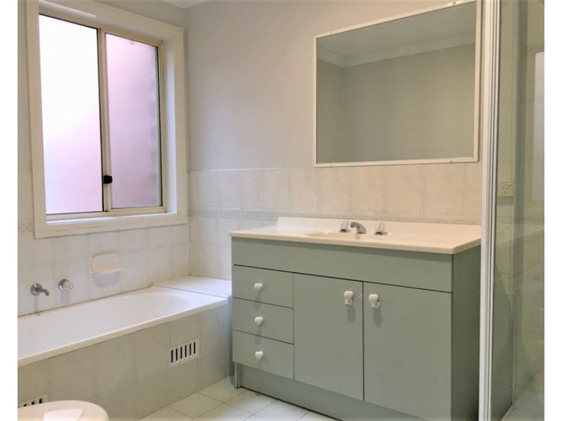 2 / 8-10 Albion Street, Pennant Hills NSW 2120