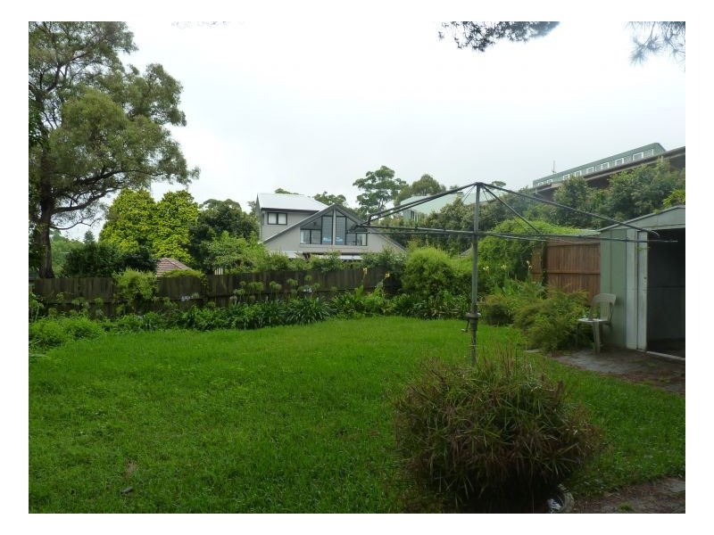 4 Thornleigh St, Thornleigh NSW 2120