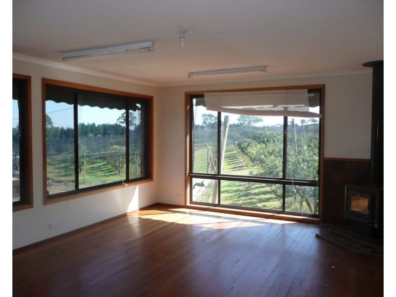21 Derriwong Ave, Dural NSW 2158