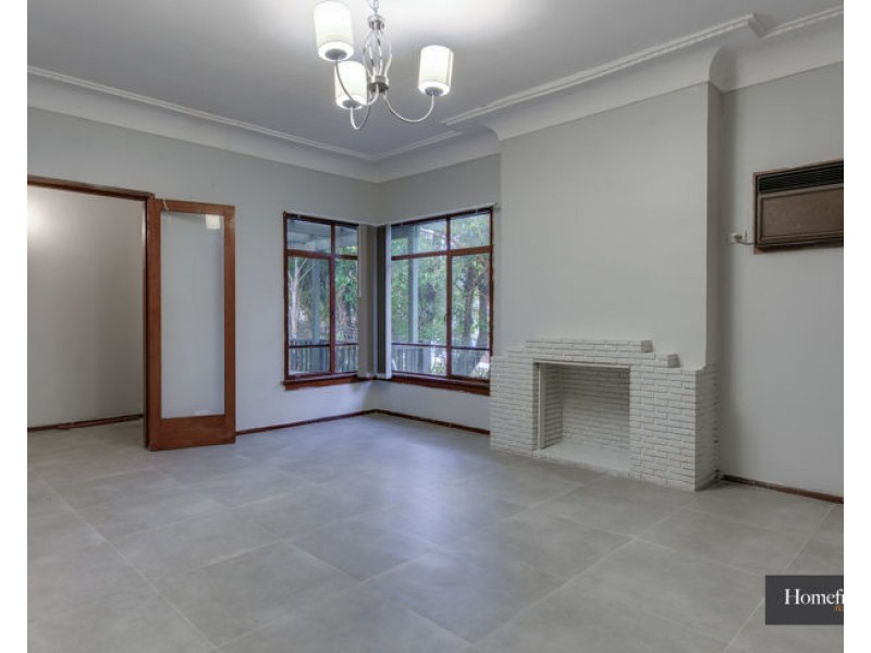 34 Station St, Thornleigh NSW 2120