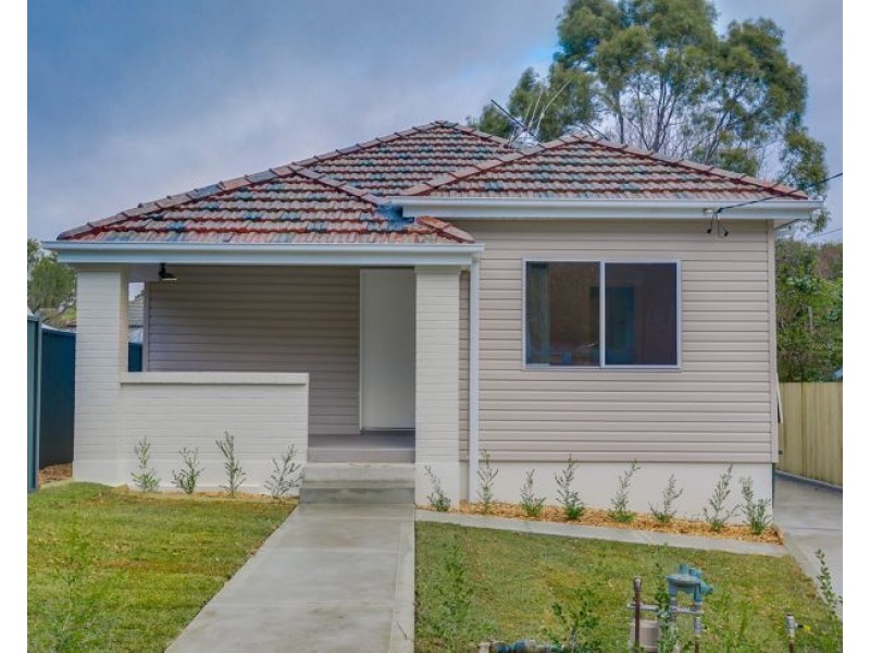 7 Oakleigh Ave, Thornleigh NSW 2120