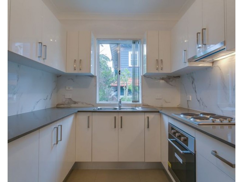 7 Oakleigh Ave, Thornleigh NSW 2120