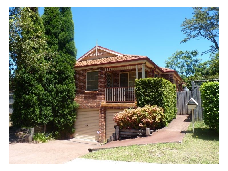 16 Sinclair Ave, Thornleigh NSW 2120