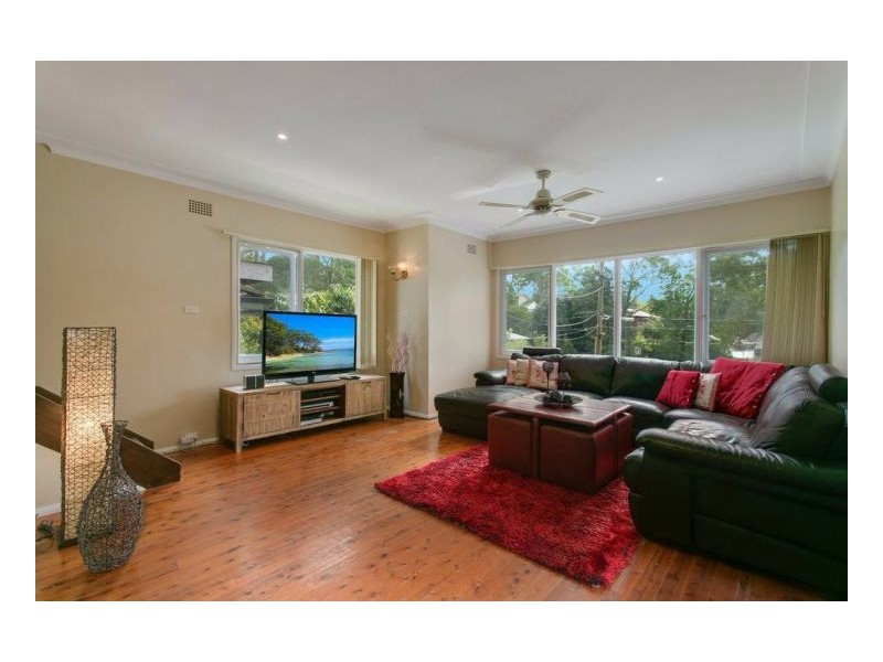 23 Gilgandra Avenue, Thornleigh NSW 2120