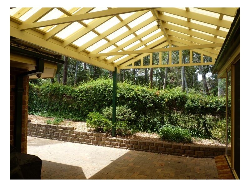 27 Cherrybrook  Road, West Pennant Hills NSW 2125