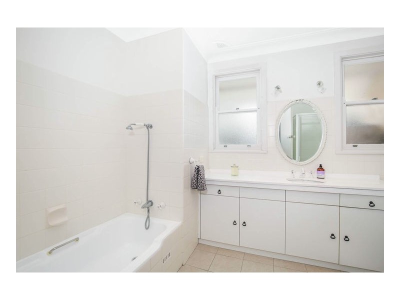 25 Cherrybrook Road, West Pennant Hills NSW 2125