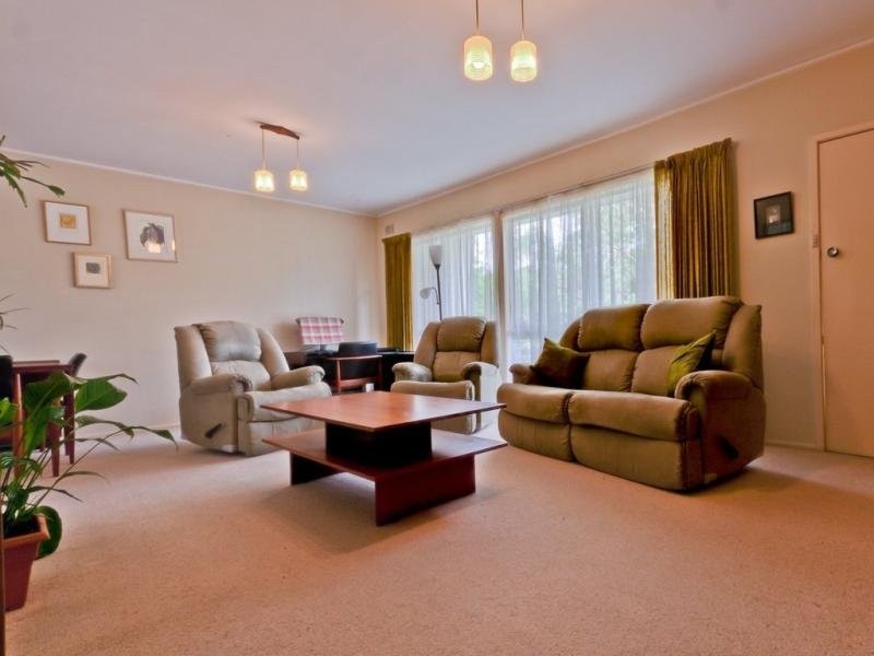 17 Vale Rd, Thornleigh NSW 2120