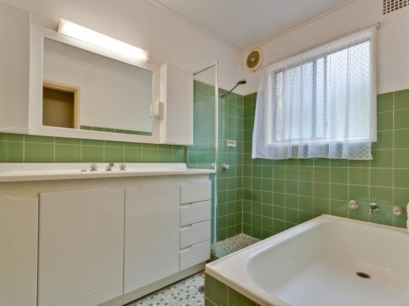 17 Vale Rd, Thornleigh NSW 2120