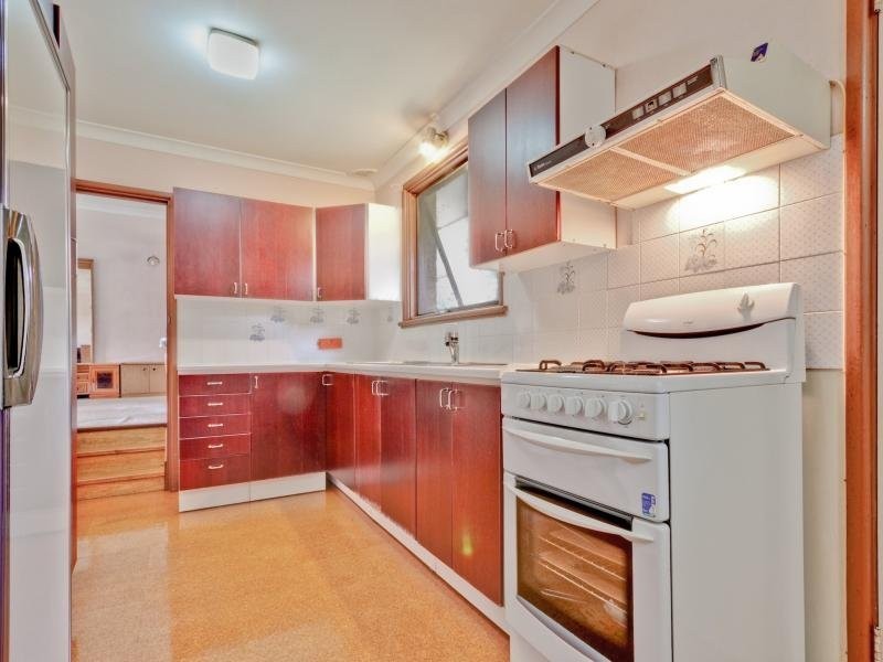 77 Kooringal Ave, Thornleigh NSW 2120