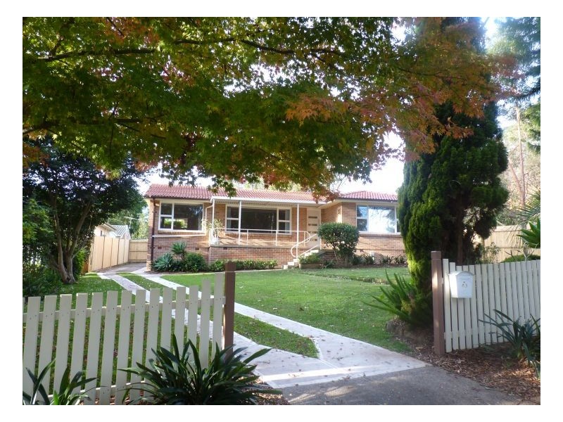 40 Laurence St, Pennant Hills NSW 2120