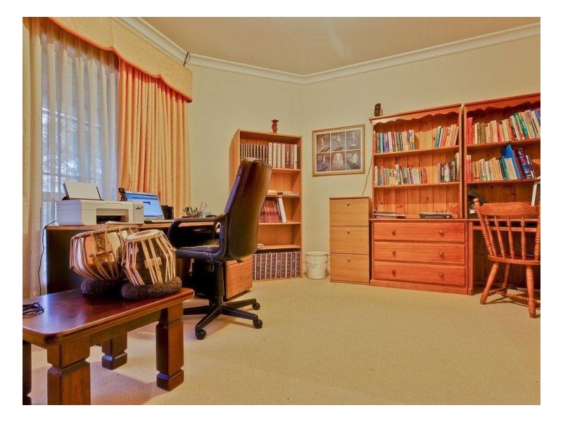 90 Newline Rd, West Pennant Hills NSW 2125