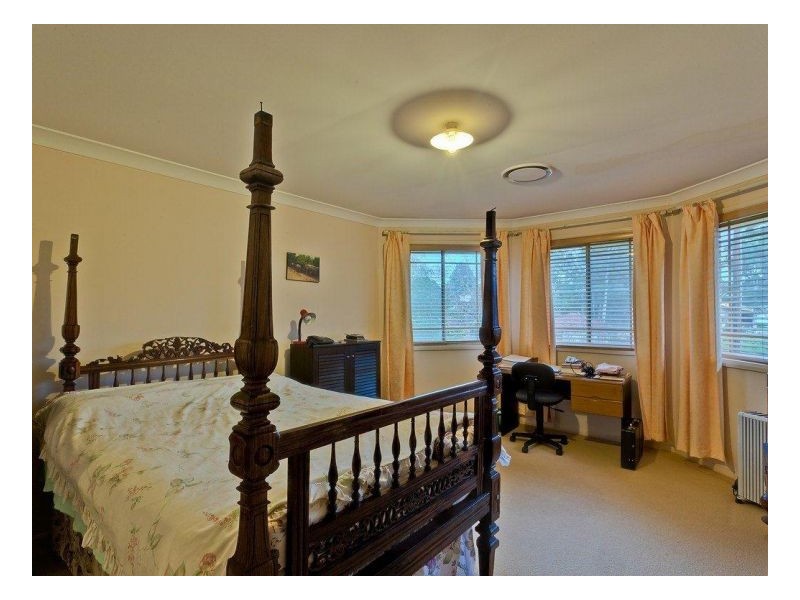90 Newline Rd, West Pennant Hills NSW 2125