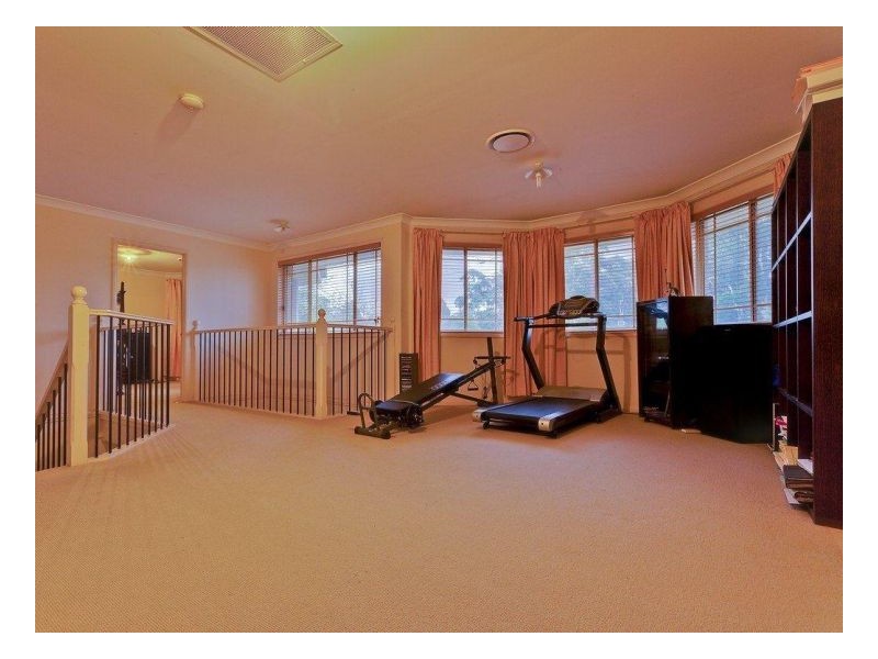 90 Newline Rd, West Pennant Hills NSW 2125