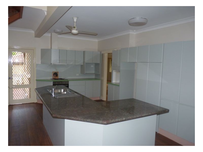 76 Victoria Rd, West Pennant Hills NSW 2125