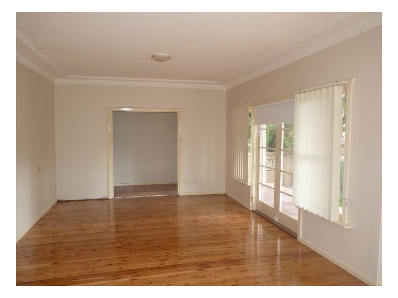 76 Victoria Rd, West Pennant Hills NSW 2125