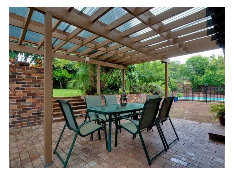 9 Carbeen Rd, Westleigh NSW 2120