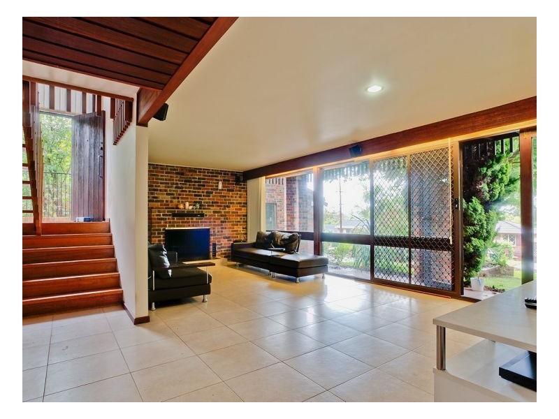 9 Carbeen Rd, Westleigh NSW 2120