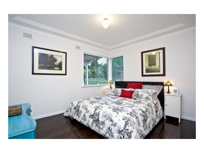 8 Tillock St, Thornleigh NSW 2120
